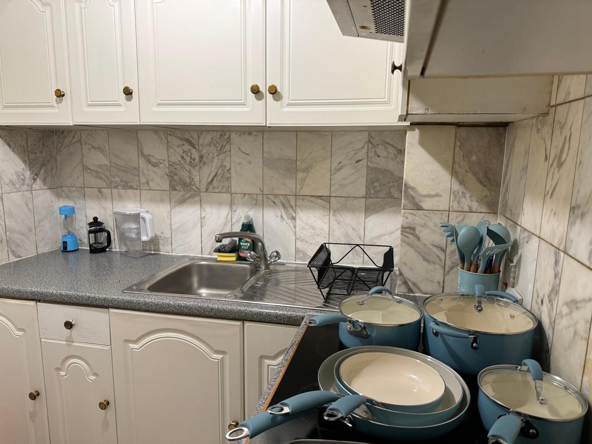 Central And Affordable Flat For 6 People In Zone 1 - Baker Street - With Breakfast Included Londres Exterior foto