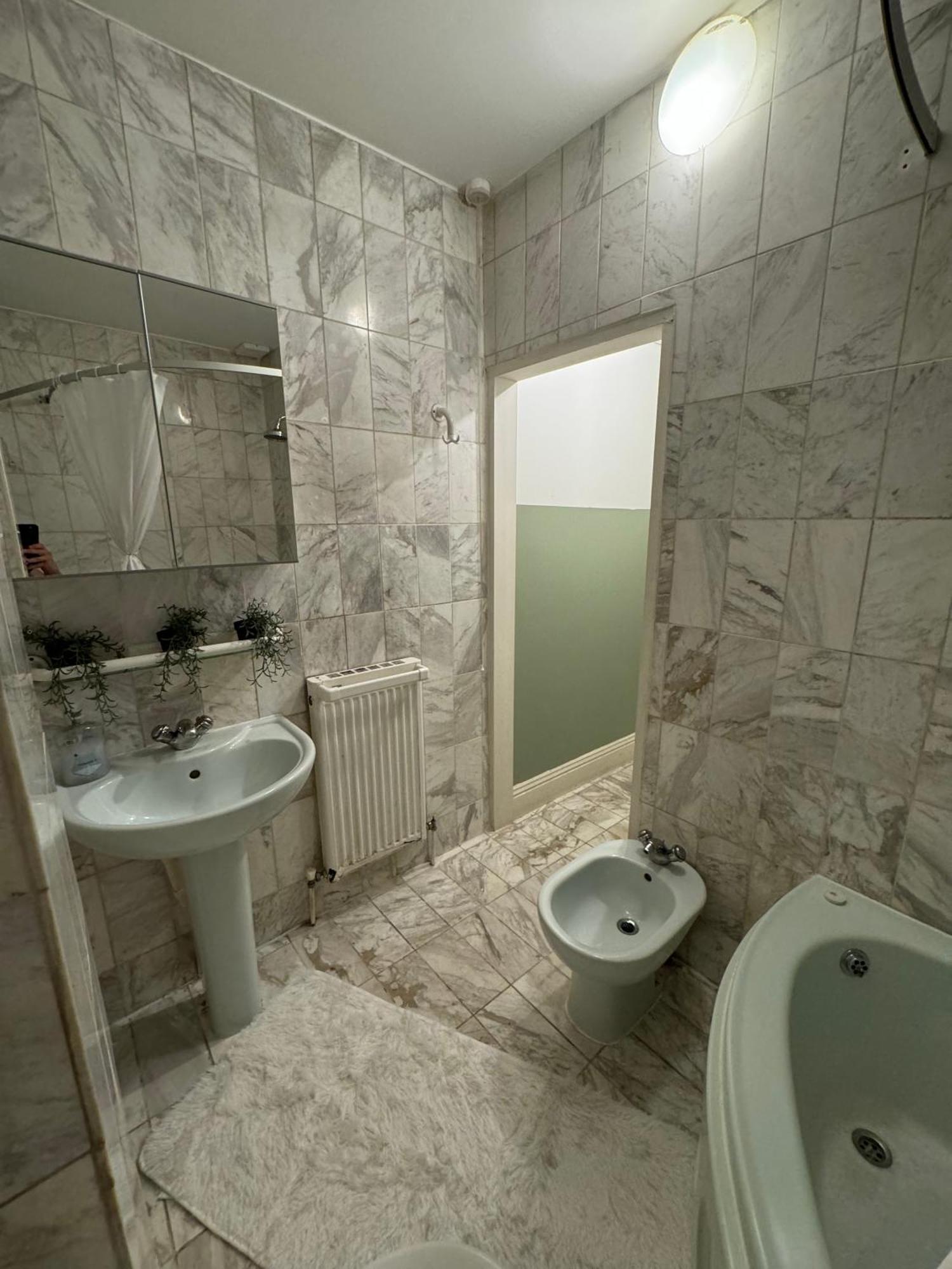 Central And Affordable Flat For 6 People In Zone 1 - Baker Street - With Breakfast Included Londres Exterior foto