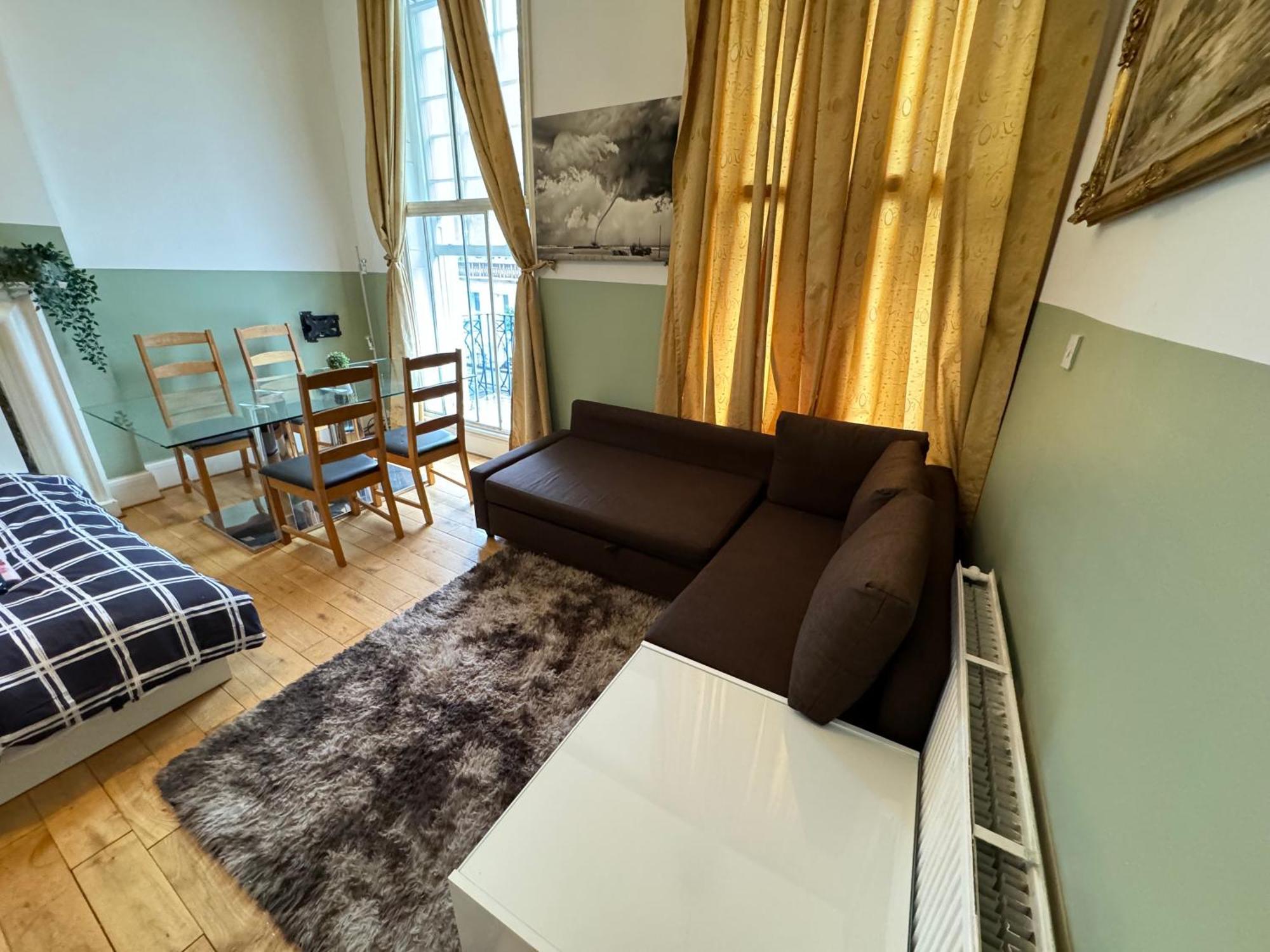 Central And Affordable Flat For 6 People In Zone 1 - Baker Street - With Breakfast Included Londres Exterior foto