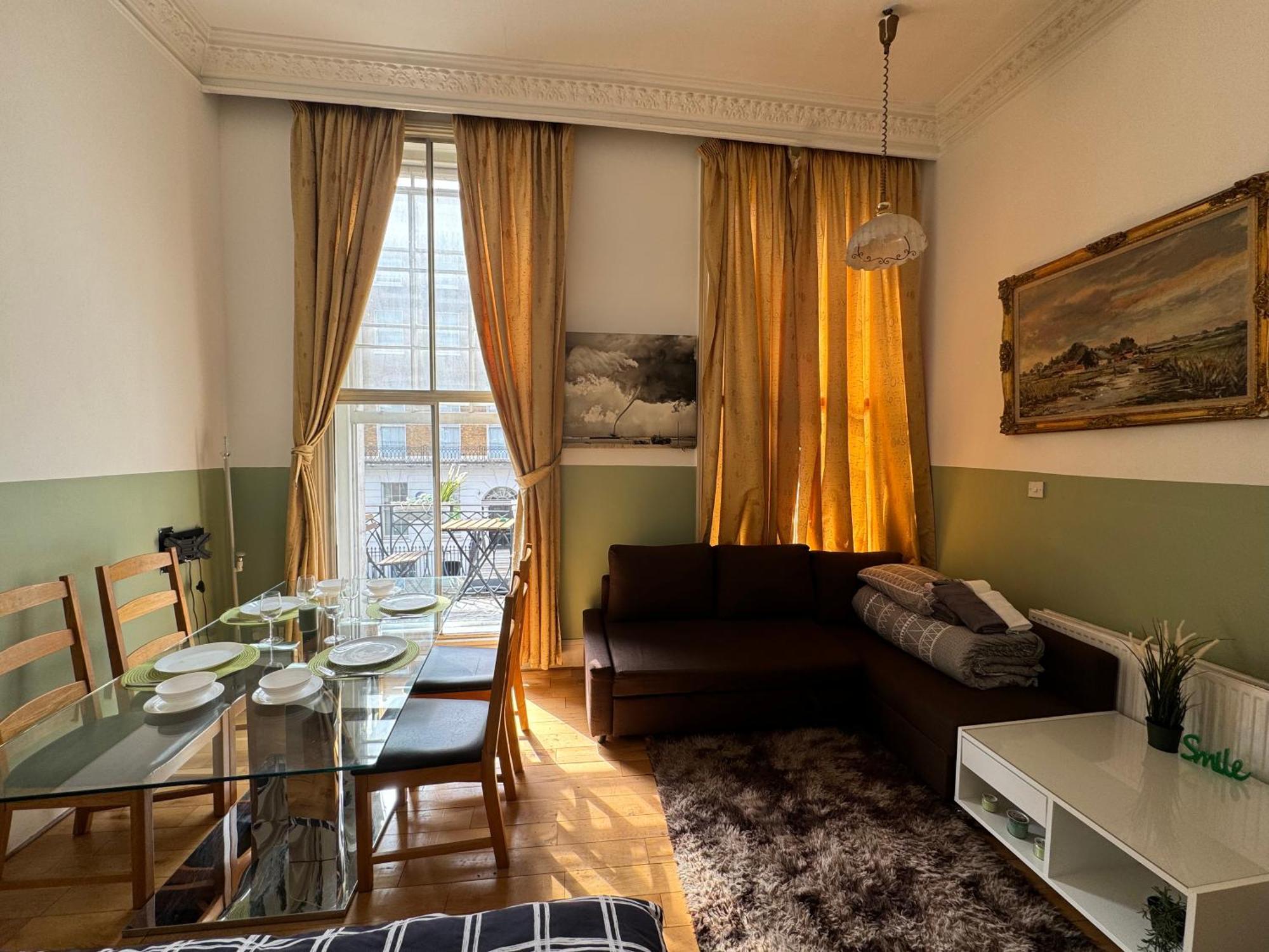 Central And Affordable Flat For 6 People In Zone 1 - Baker Street - With Breakfast Included Londres Exterior foto